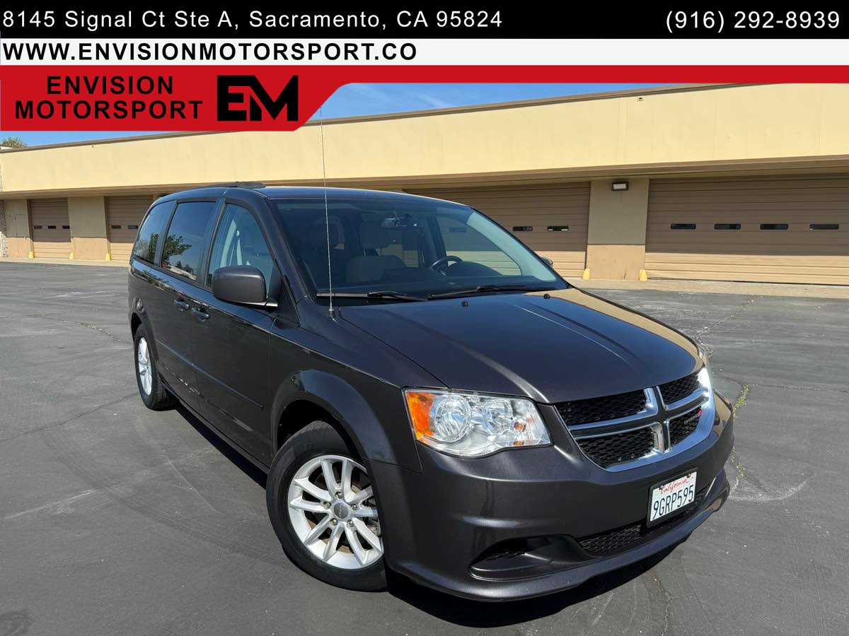 Used 2016 Dodge Grand Caravan SXT w/ UConnect Hands-Free Group image 1