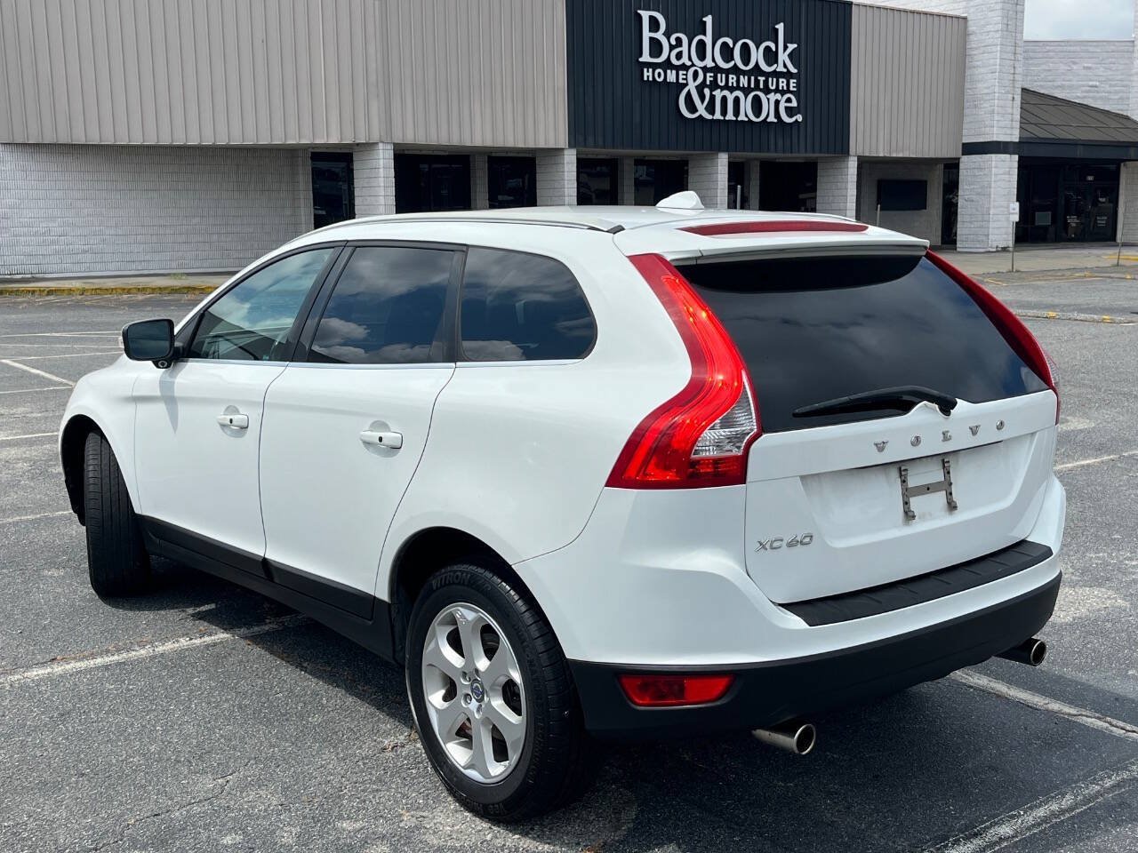 Used 2013 Volvo XC60 3.2 Premier Plus FWD image 4