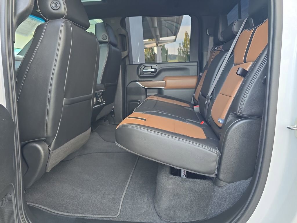 Used 2020 Chevrolet Silverado 2500 High Country AWD/4WD image 32