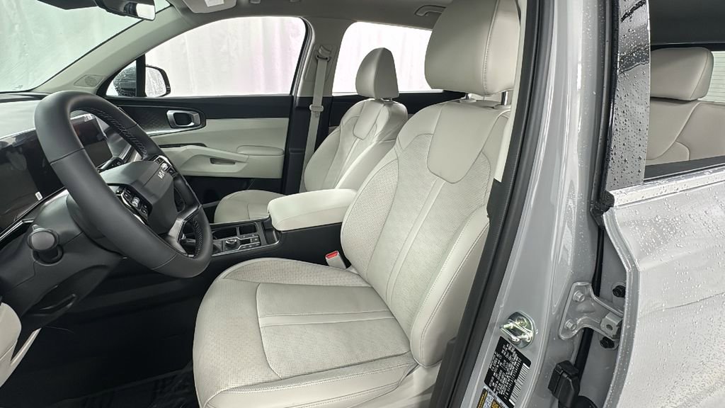 New 2026 Kia Sorento S image 10