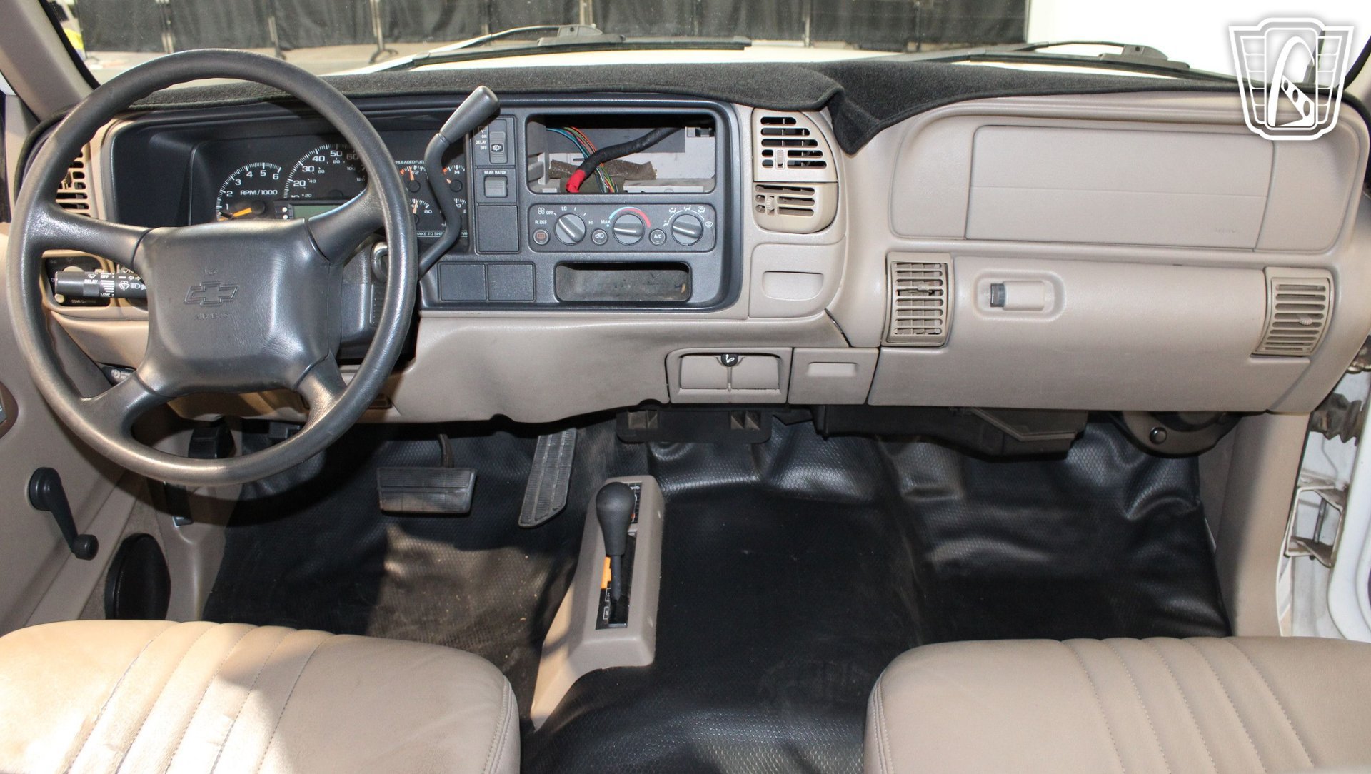 Used 1999 Chevrolet Tahoe 4WD 2-Door image 14