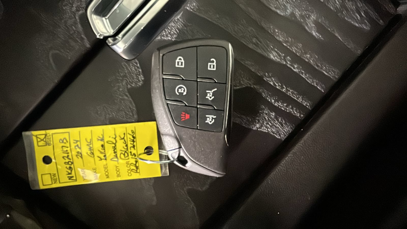 Used 2024 GMC Yukon XL Denali w/ Advanced Technology Package AWD/4WD image 25