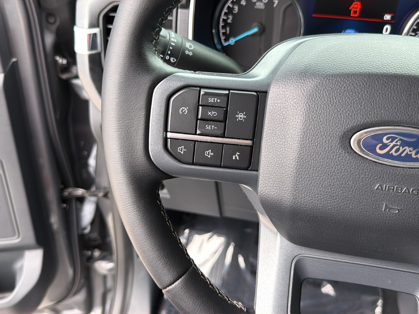 Used 2023 Ford F150 XLT w/ Equipment Group 302A High AWD/4WD image 17