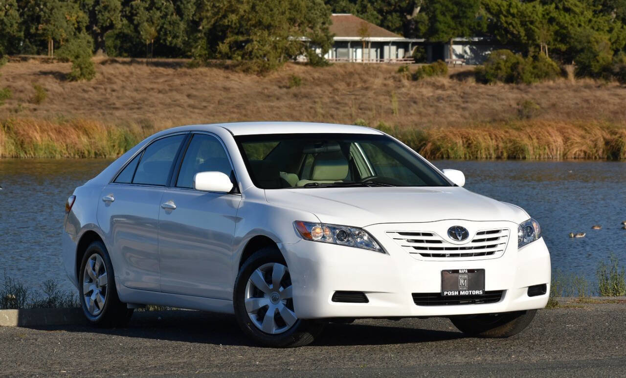 Used 2007 Toyota Camry LE image 2