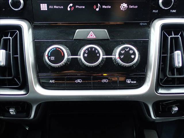 Used 2023 Kia Sorento LX AWD/4WD image 18