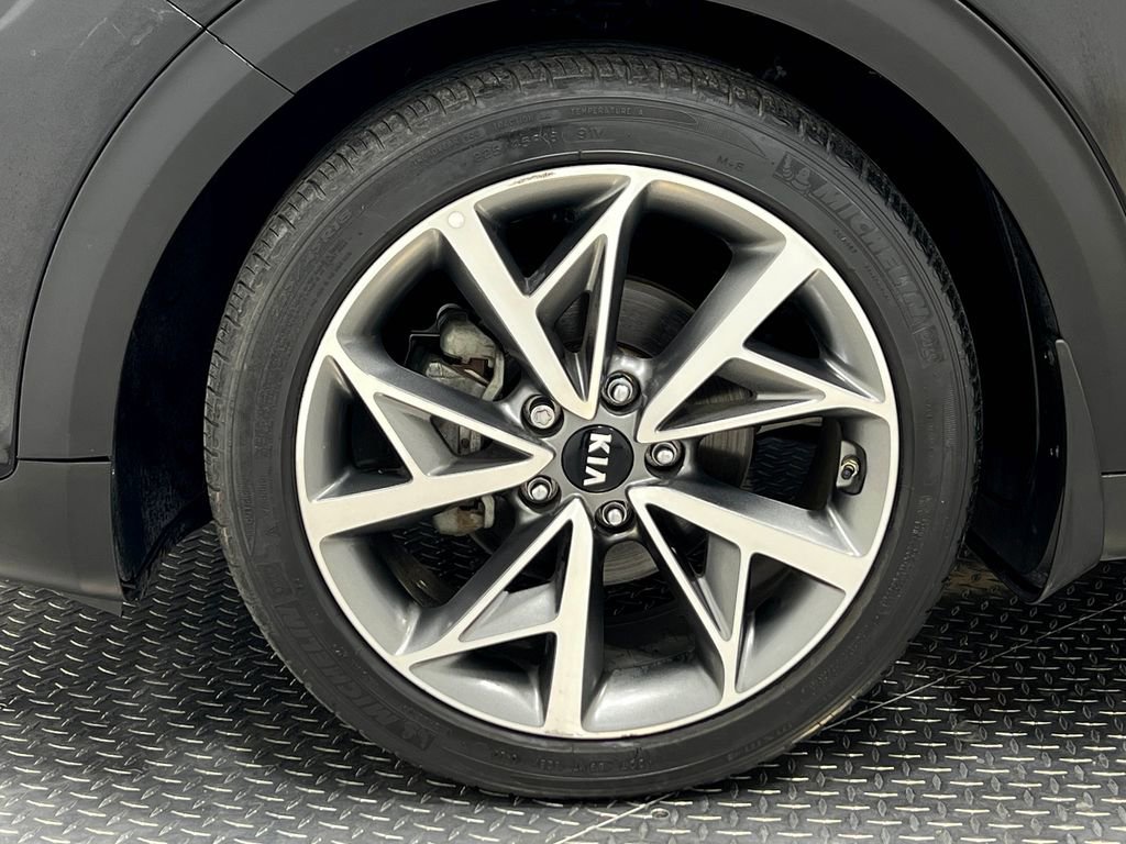 Used 2021 Kia Niro Touring image 34