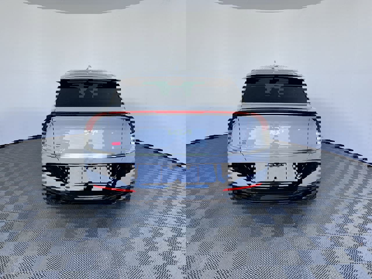 New 2025 Kia EV6 Wind image 4