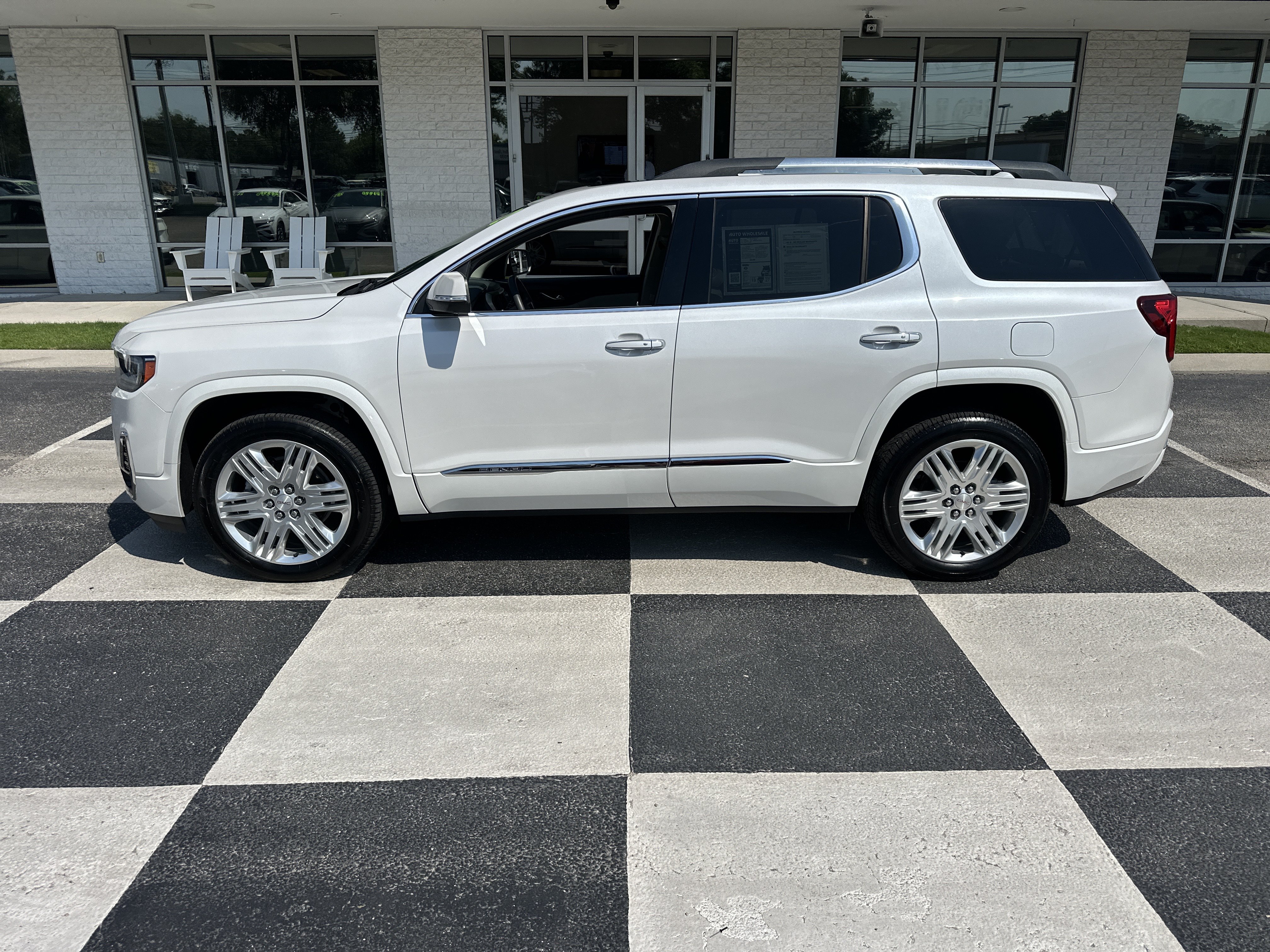 Used 2021 GMC Acadia Denali w/ Denali Technology Package
