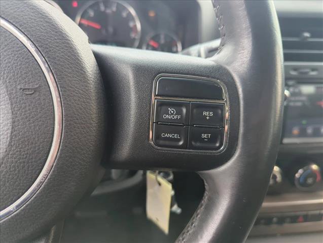 Used 2012 Jeep Liberty Sport image 13