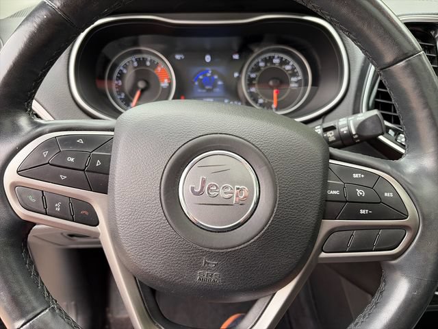 Used 2019 Jeep Cherokee Limited AWD/4WD image 21