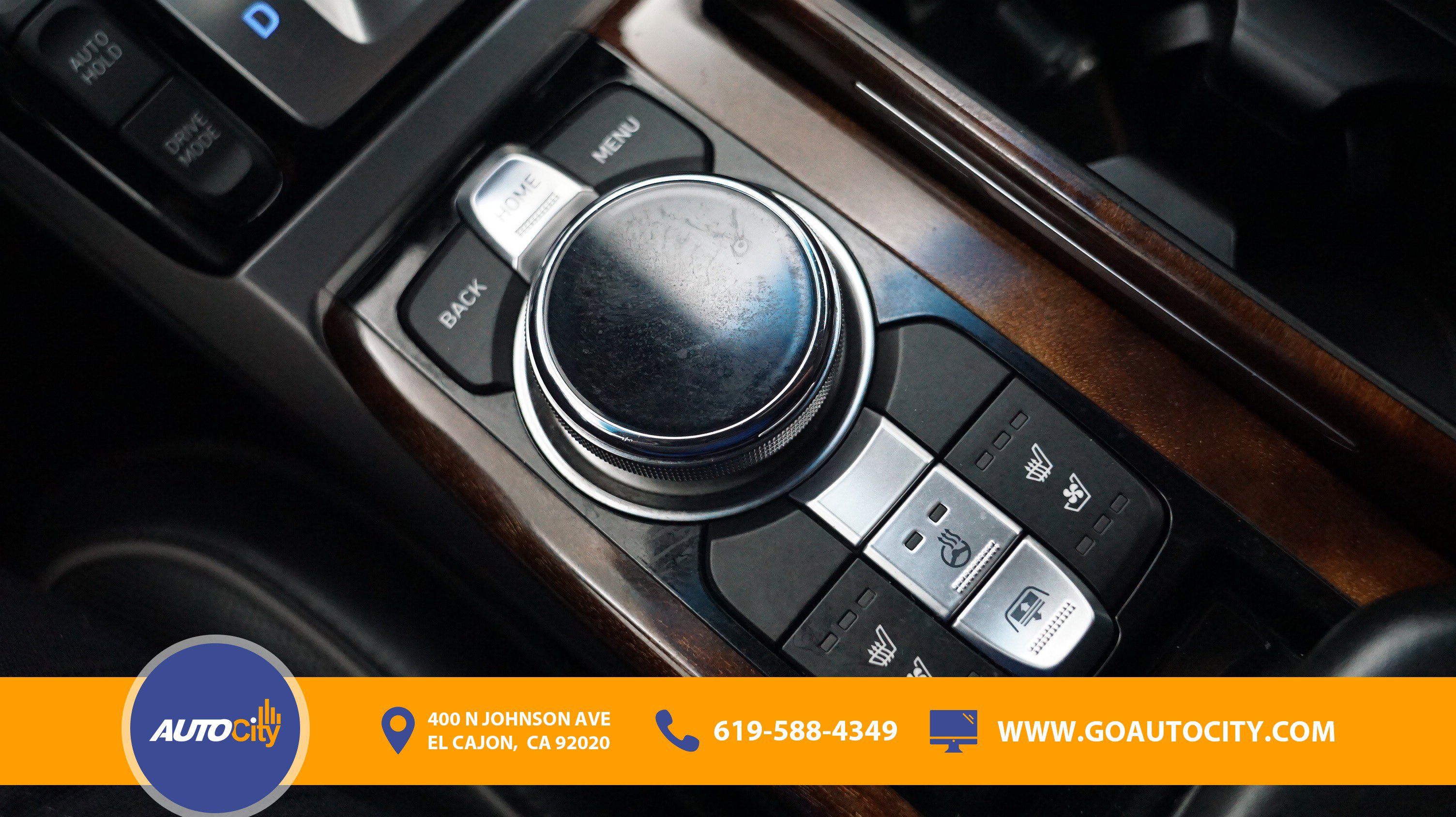 Used 2017 Genesis G90 3.3T Premium image 27