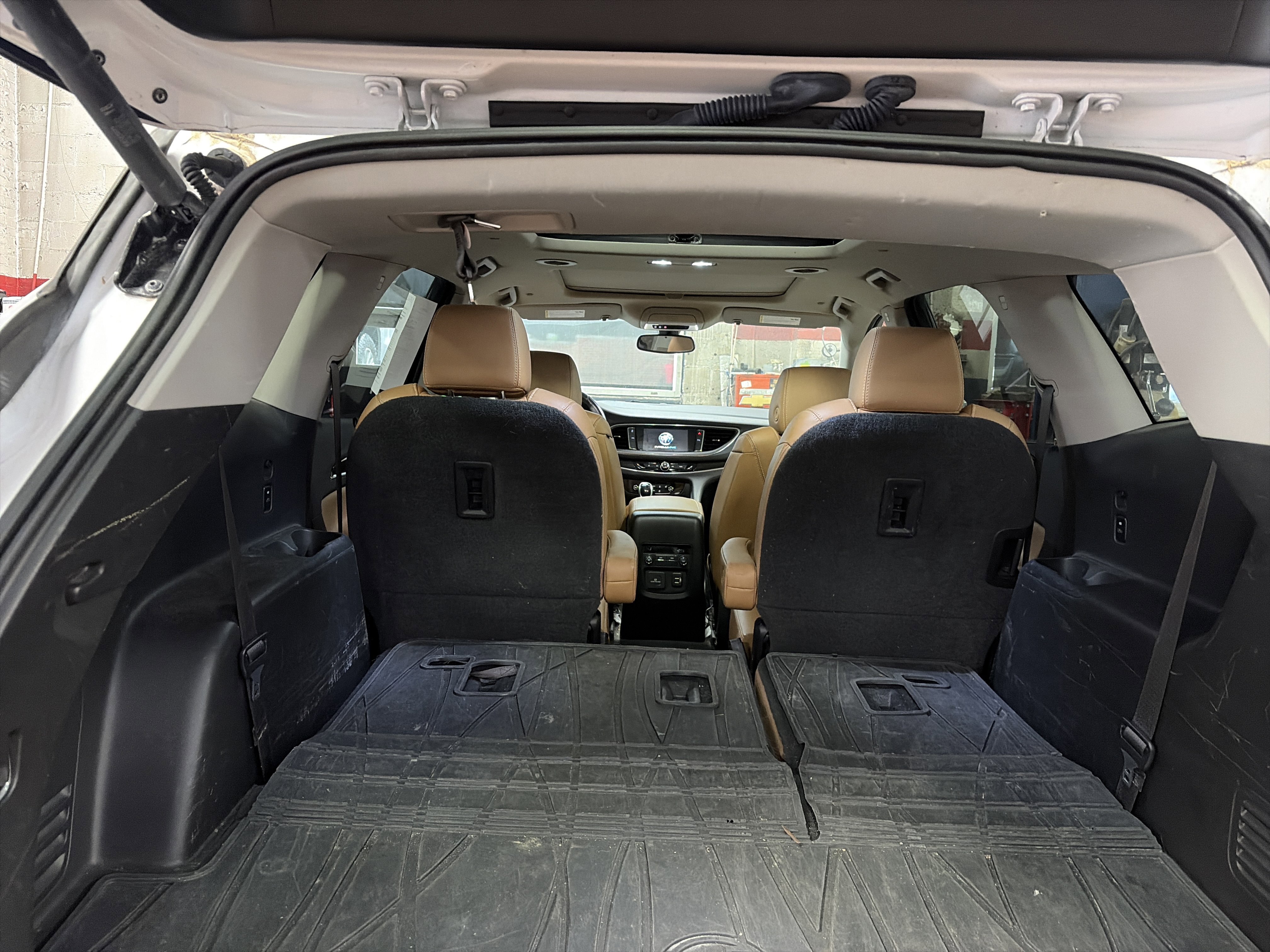 Used 2019 Buick Enclave Essence AWD/4WD image 13