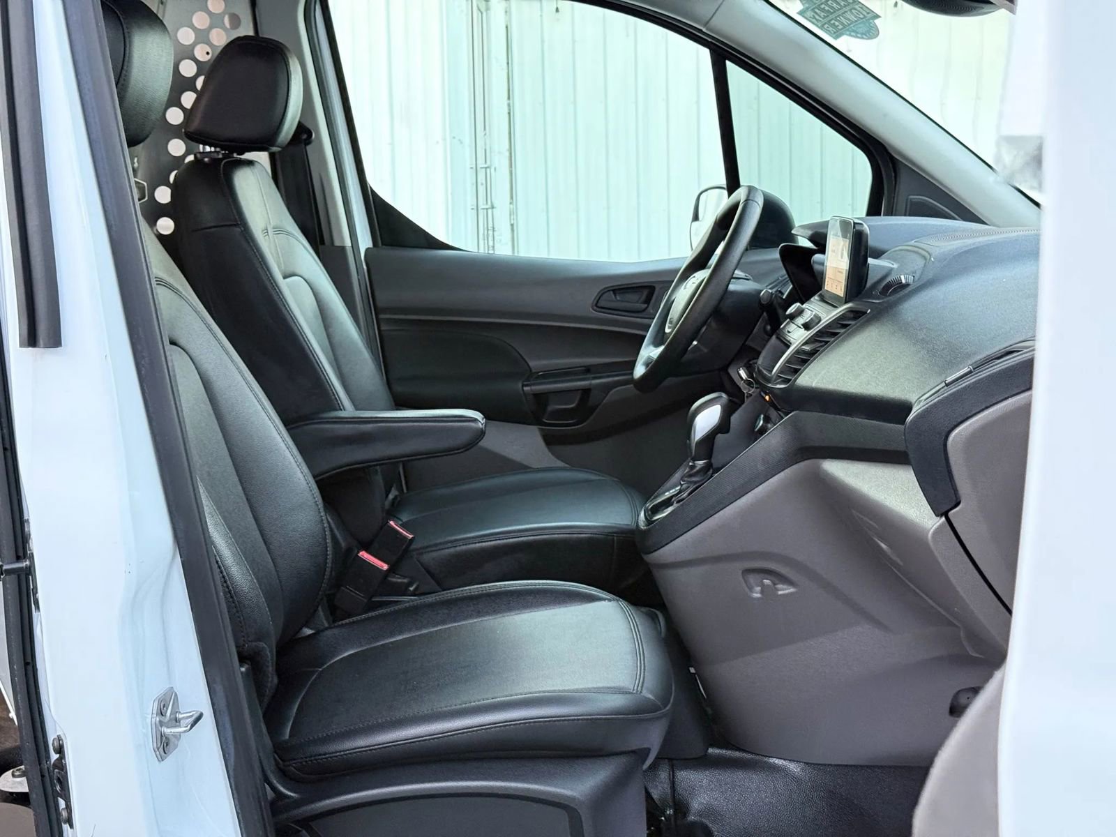 Used 2019 Ford Transit Connect XL w/ Driver-Assist Package image 18