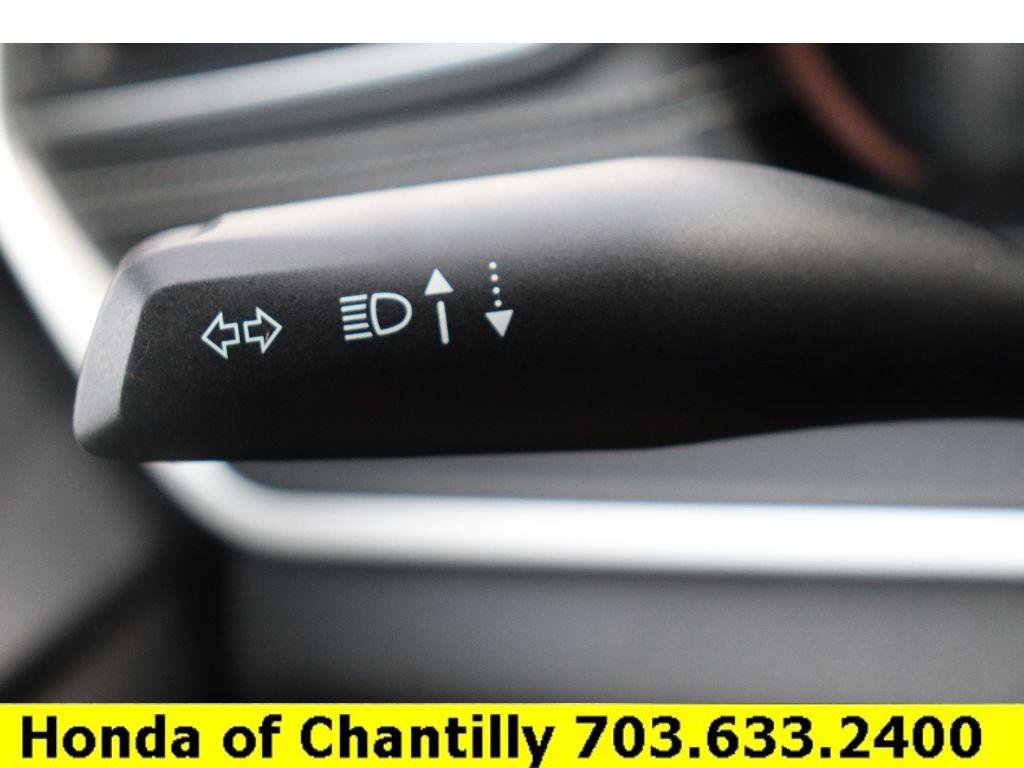 Used 2024 Jeep Grand Cherokee Altitude image 10