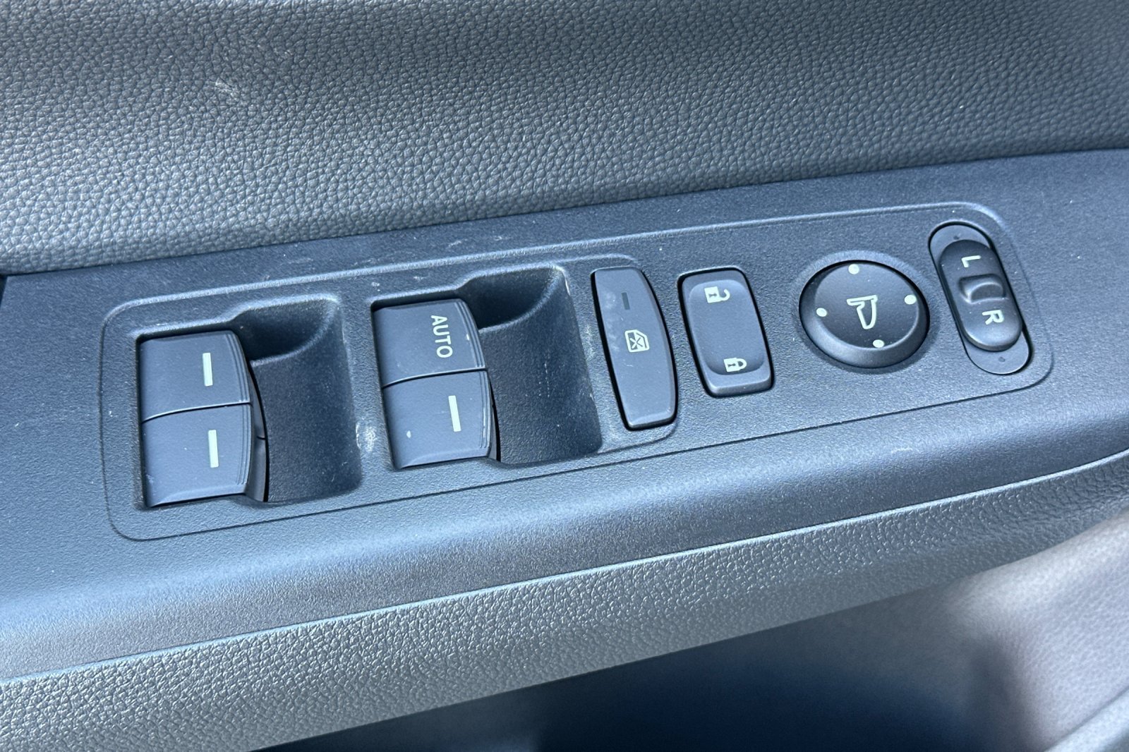 New 2027 Honda CR-V LX image 26
