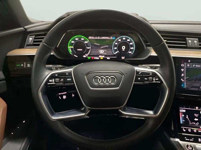Used 2024 Audi Q8 e-tron Premium Plus w/ Premium Plus Package AWD/4WD image 13