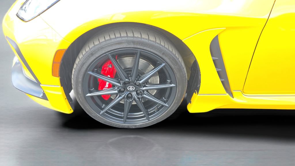 Used 2026 Toyota GR86 YUZU Limited w/ GR Aero Kit image 10