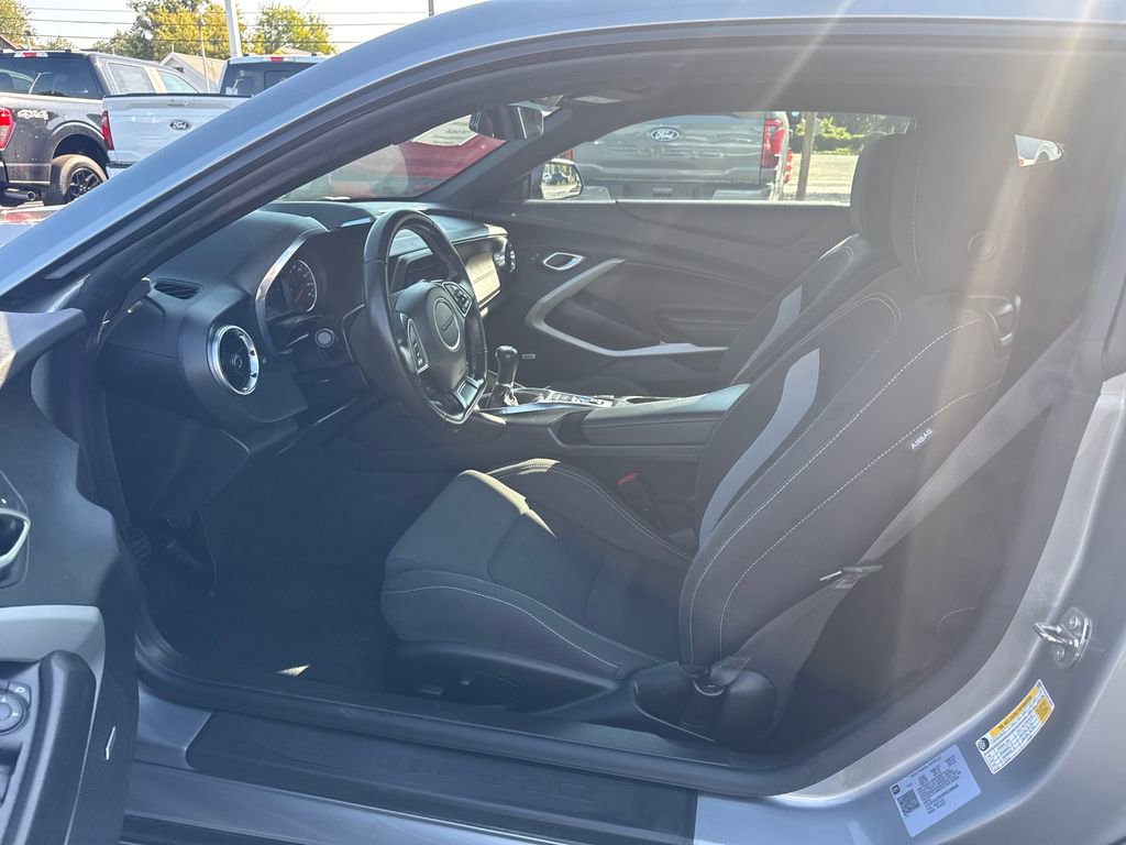 Used 2023 Chevrolet Camaro LT w/ RS Package image 17