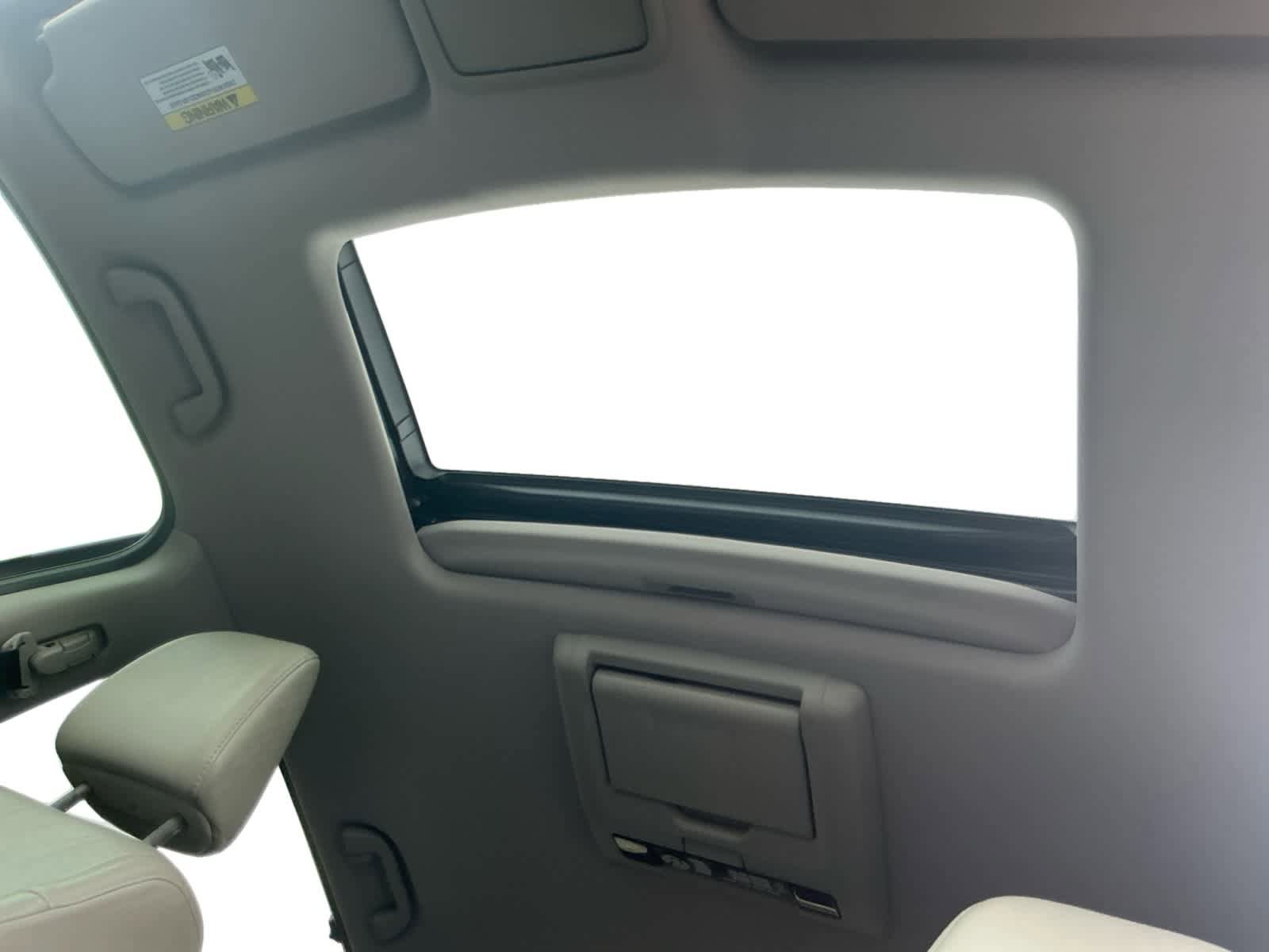 Used 2016 Honda Pilot Touring image 17
