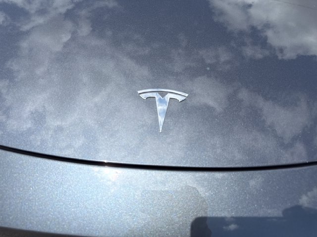 Used 2023 Tesla Model Y Long Range AWD/4WD image 34