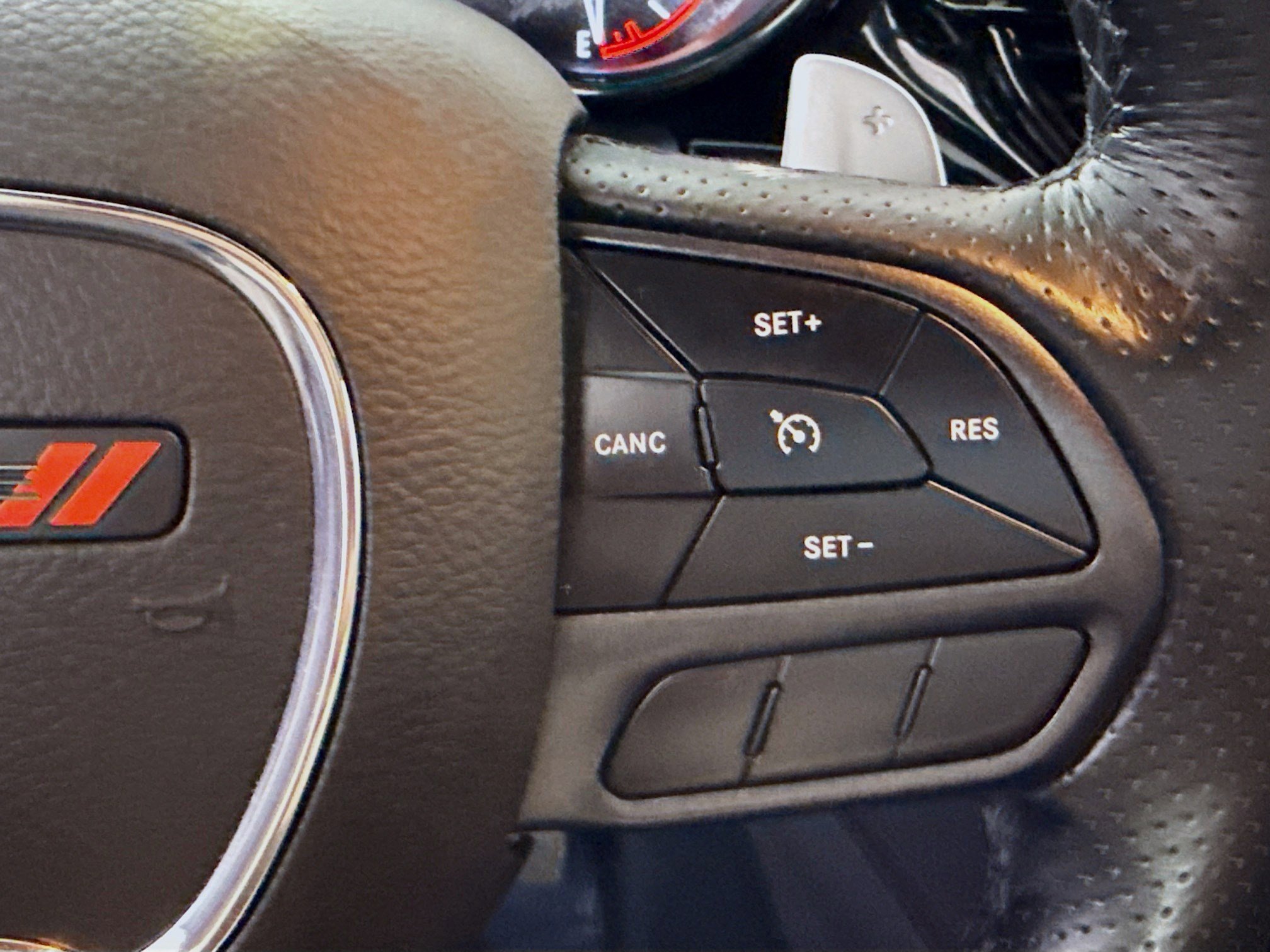 Used 2025 Dodge Durango GT RWD image 15