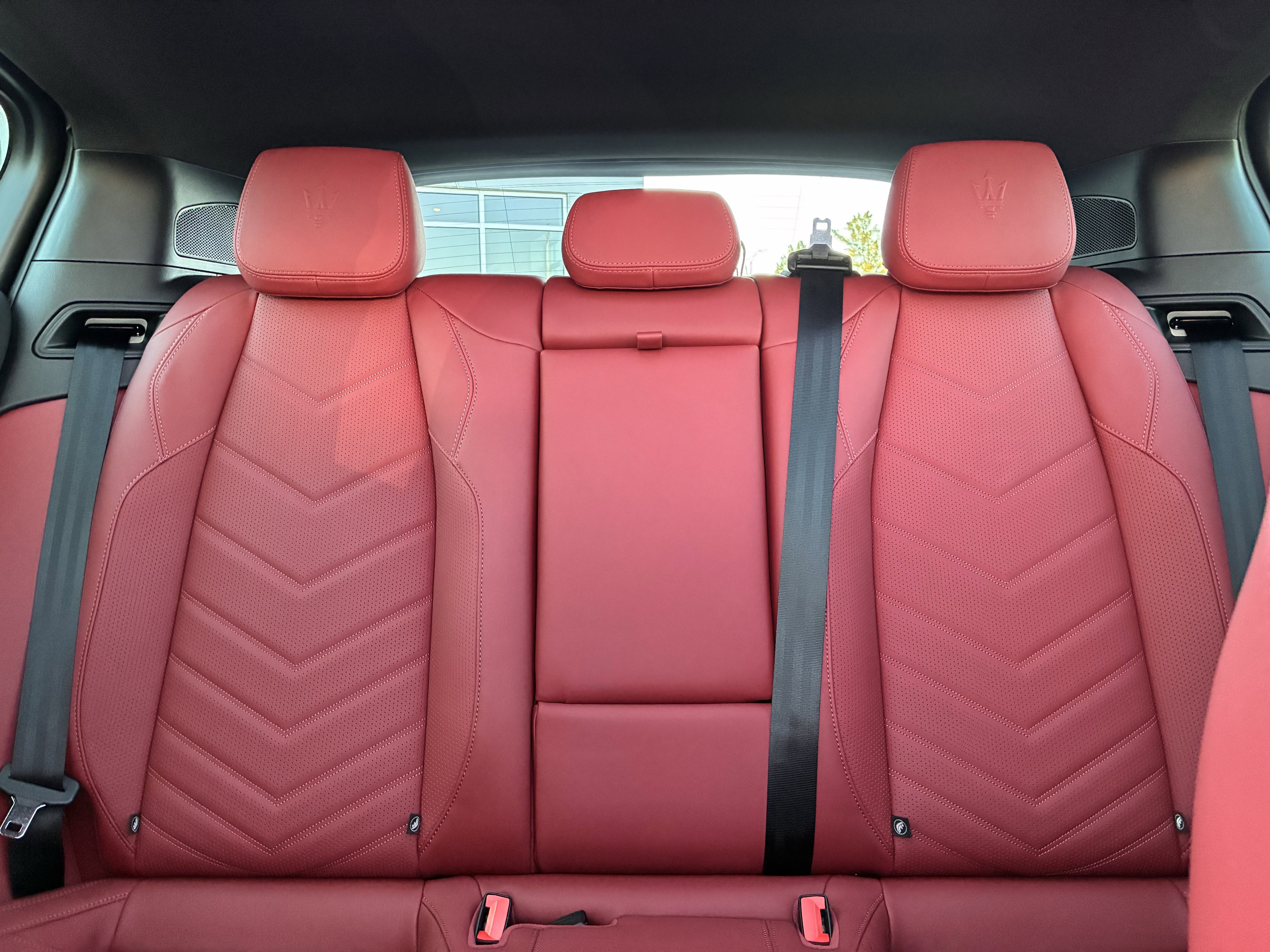 New 2025 Maserati Grecale Modena image 32