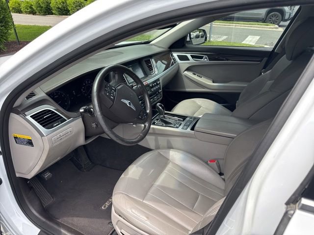 Used 2015 Hyundai Genesis 3.8 w/ Option Group 02 AWD/4WD image 8