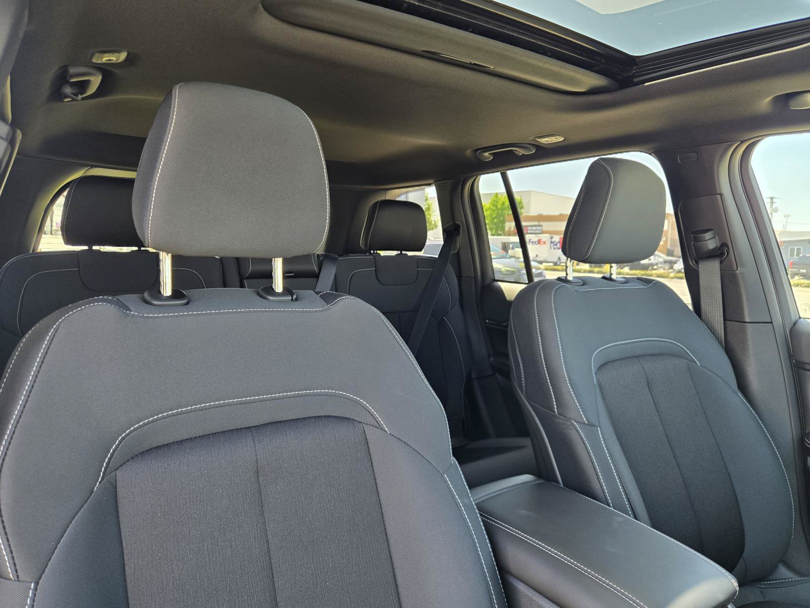 New 2026 Jeep Grand Cherokee Laredo X RWD image 32