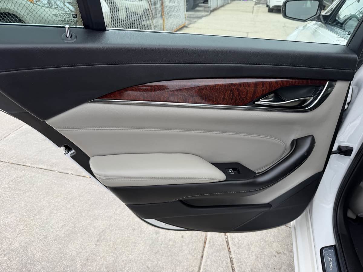 Used 2018 Cadillac CTS Sedan image 13