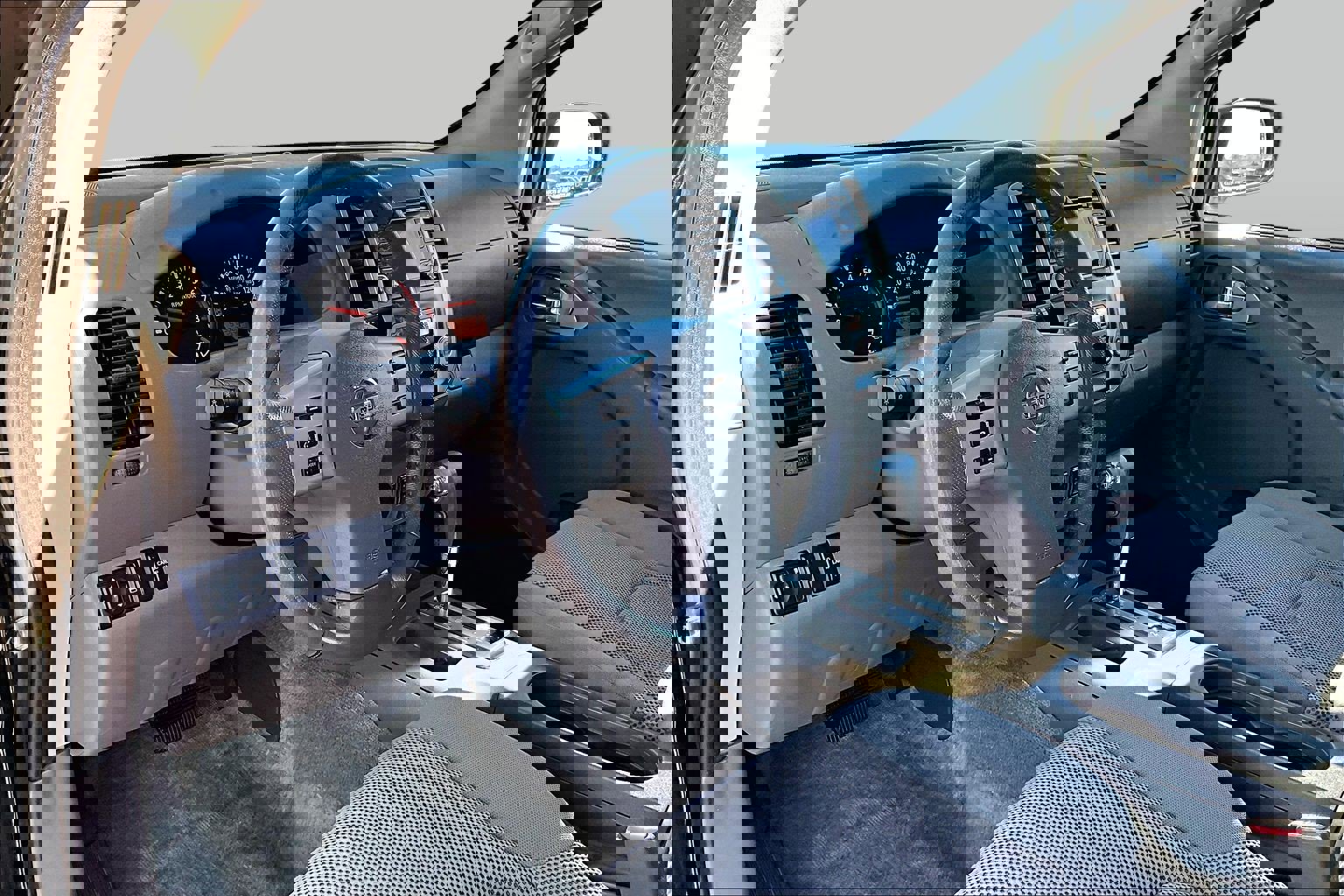 Used 2018 Nissan Frontier SV w/ Value Truck Package image 12