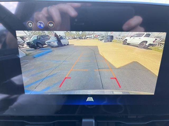 New 2026 Chevrolet Equinox LT w/ Convenience Package II image 14