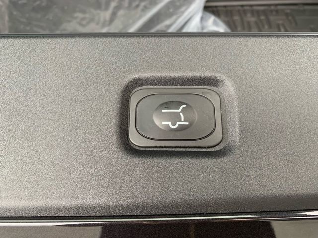 New 2026 Lincoln Navigator Reserve AWD/4WD image 6