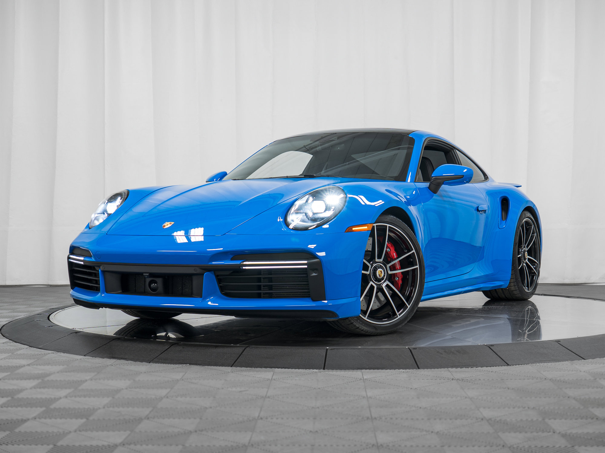 Certified 2023 Porsche 911 Turbo image 32