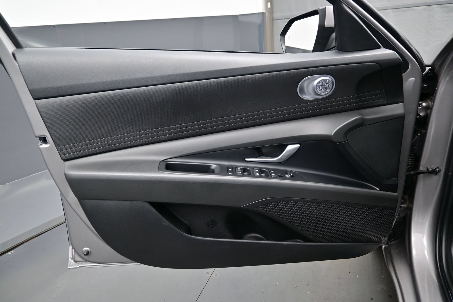 Certified 2023 Hyundai Elantra SEL FWD image 9
