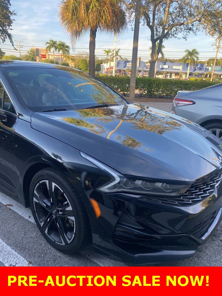 Used 2022 Kia K5 GT-Line w/ GT-Line FWD Premium Package image 2