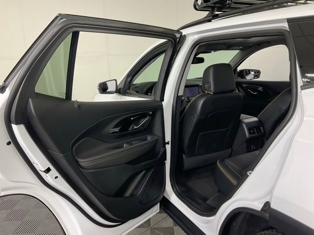 Used 2024 GMC Terrain AT4 w/ Infotainment Package II AWD/4WD image 34