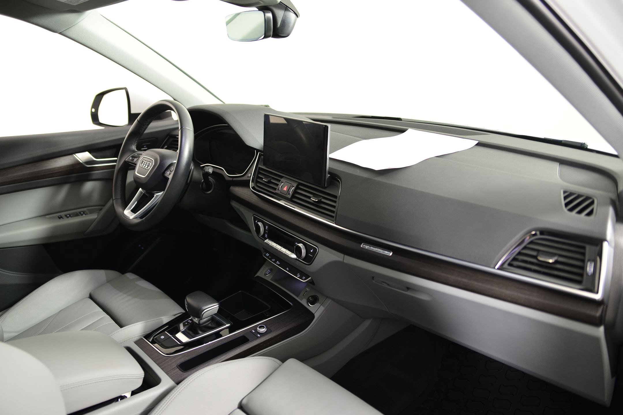 Certified 2022 Audi Q5 e Premium w/ Convenience Package image 20