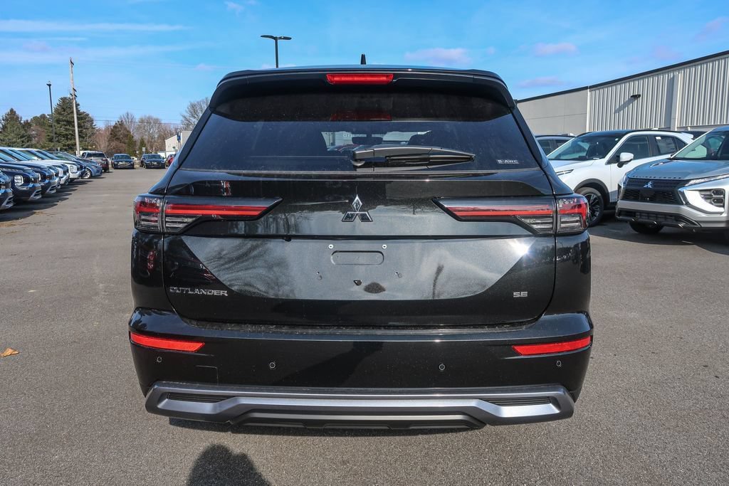 New 2026 Mitsubishi Outlander SE AWD/4WD image 10