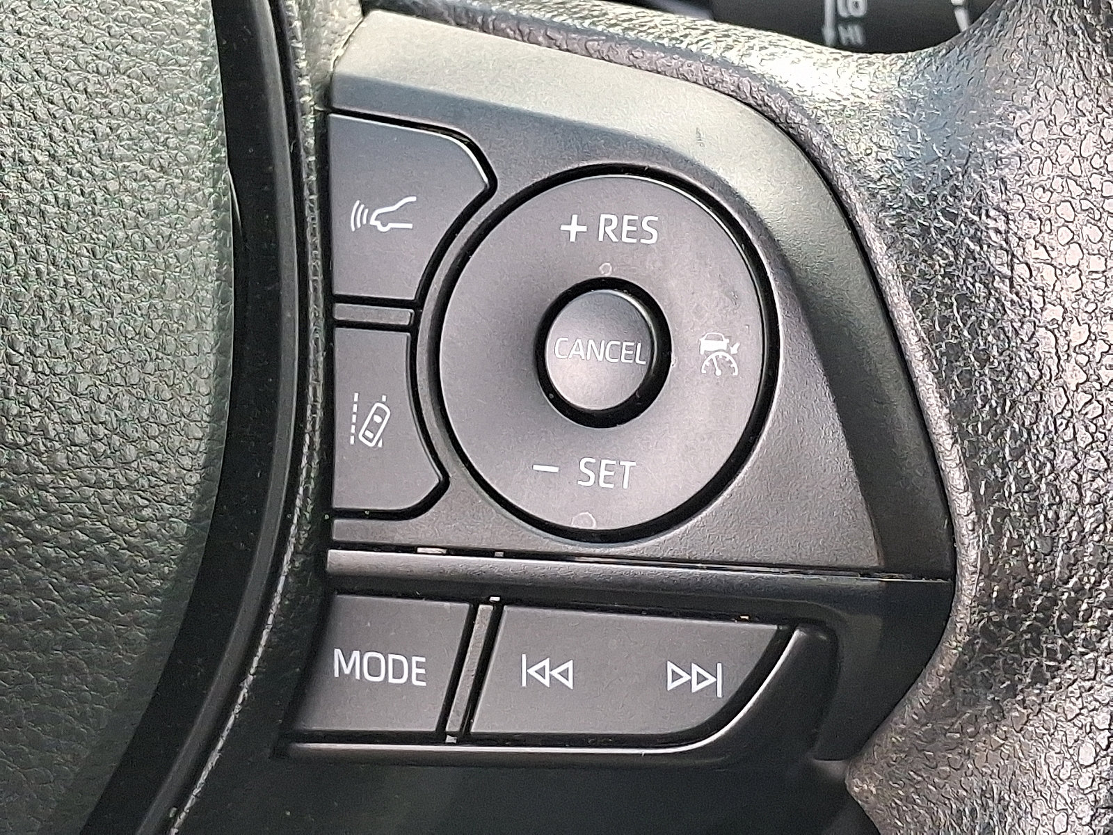 Certified 2024 Toyota RAV4 XLE AWD/4WD image 22
