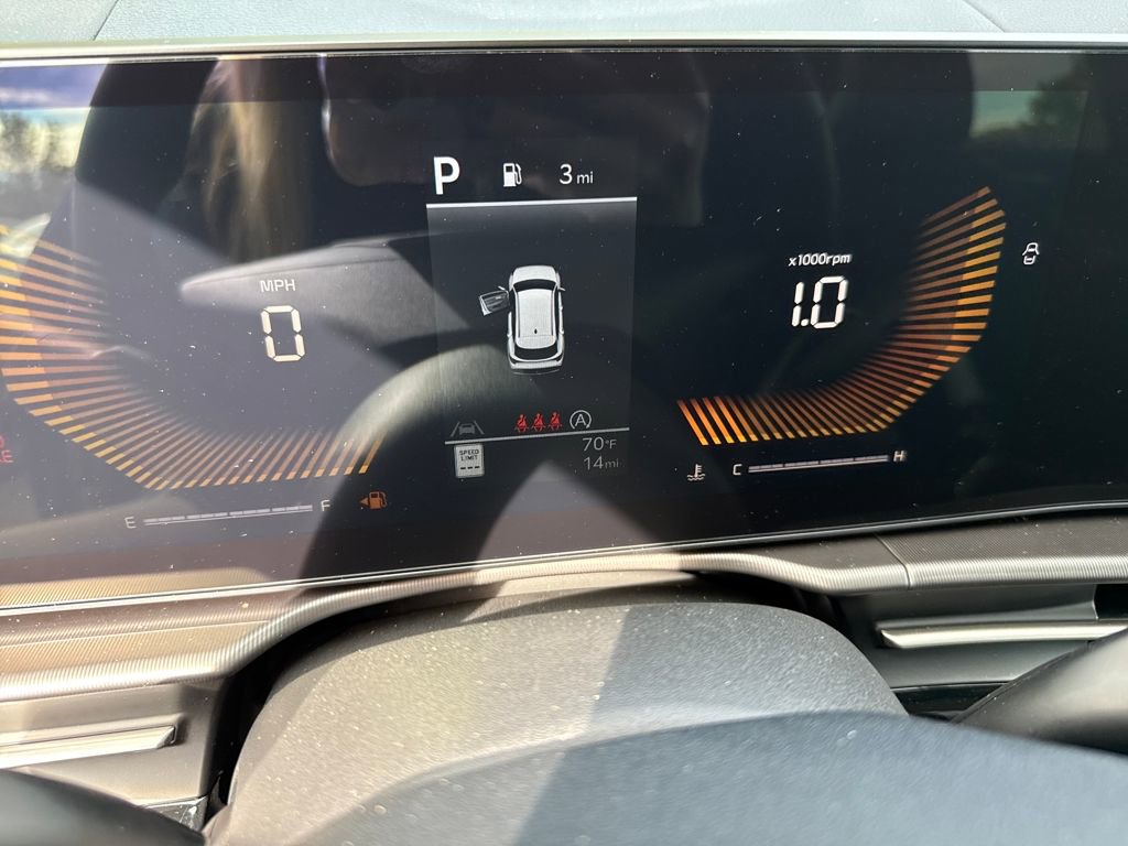 New 2026 Kia Sportage EX w/ EX Panorama Roof Package image 15