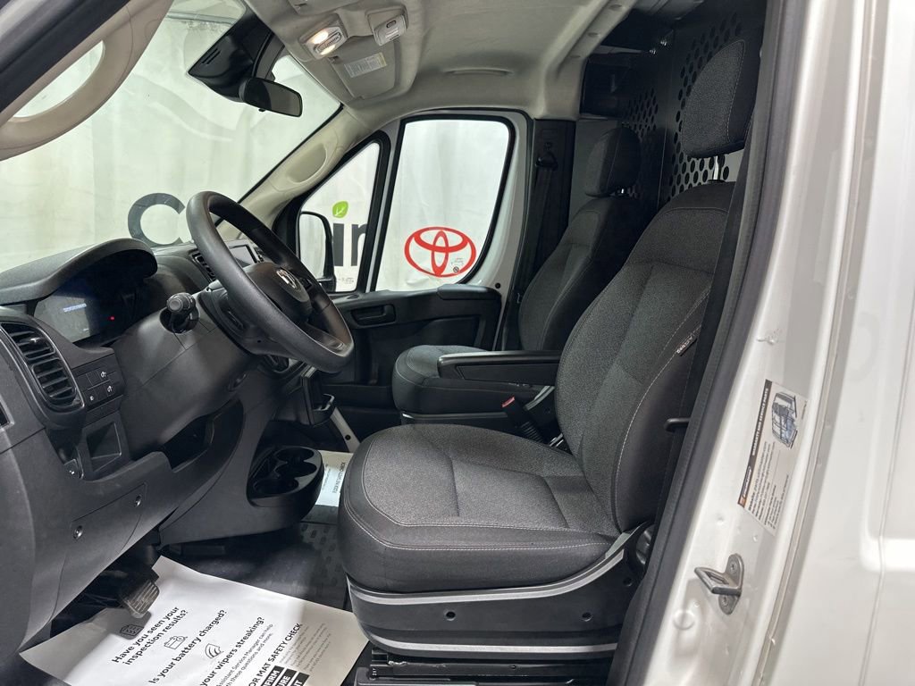 Used 2025 RAM ProMaster 2500 w/ U-Haul Equipment Group image 19