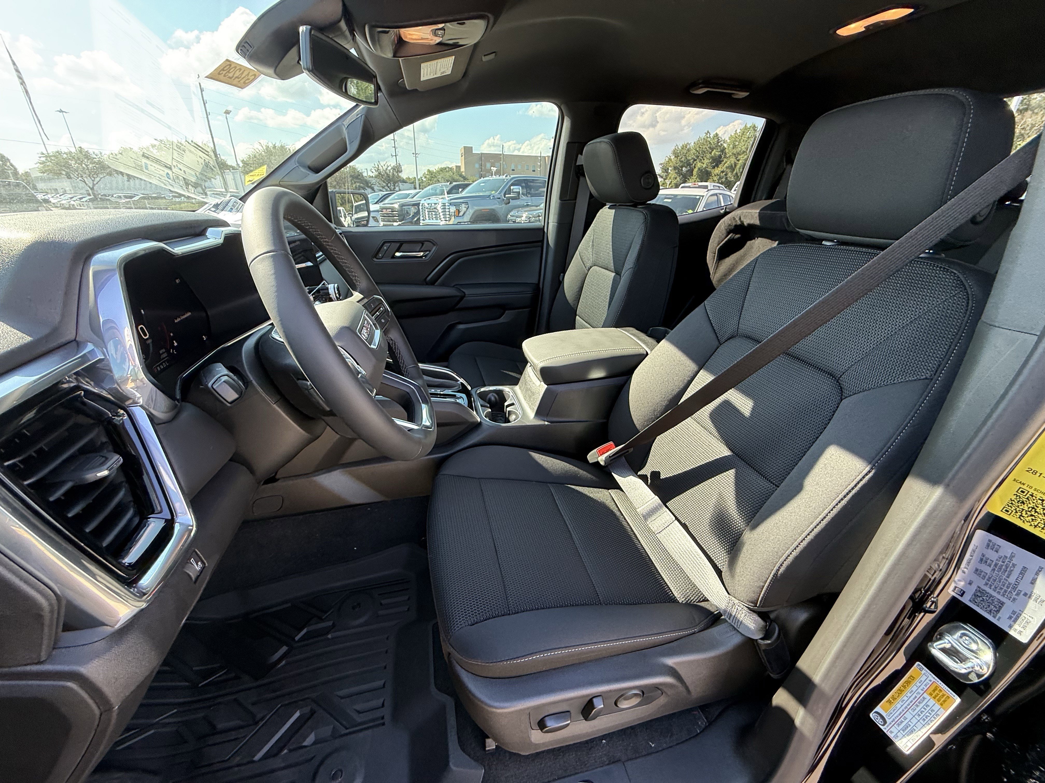 New 2026 GMC Canyon Elevation w/ Convenience Package image 17