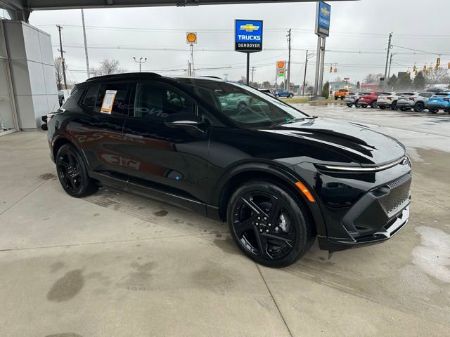 Used 2024 Chevrolet Equinox EV RS image 7