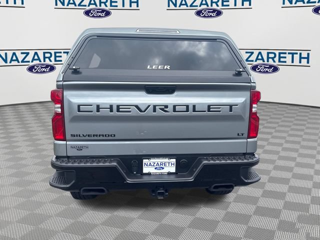 Used 2025 Chevrolet Silverado 1500 LT Trail Boss w/ Dark Appearance Package AWD/4WD image 6