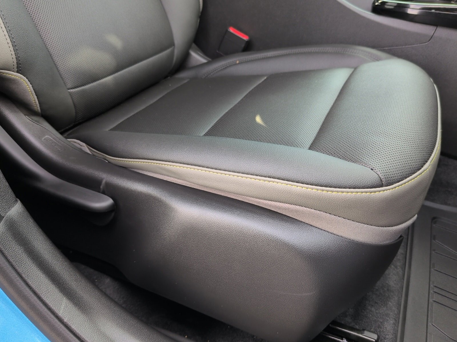 Used 2025 Chevrolet Trax ACTIV w/ Driver Confidence Package image 17