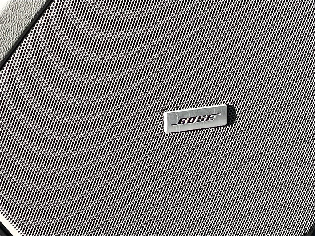 Used 2020 Cadillac XT5 Premium Luxury w/ LPO, Floor Liner Package image 18