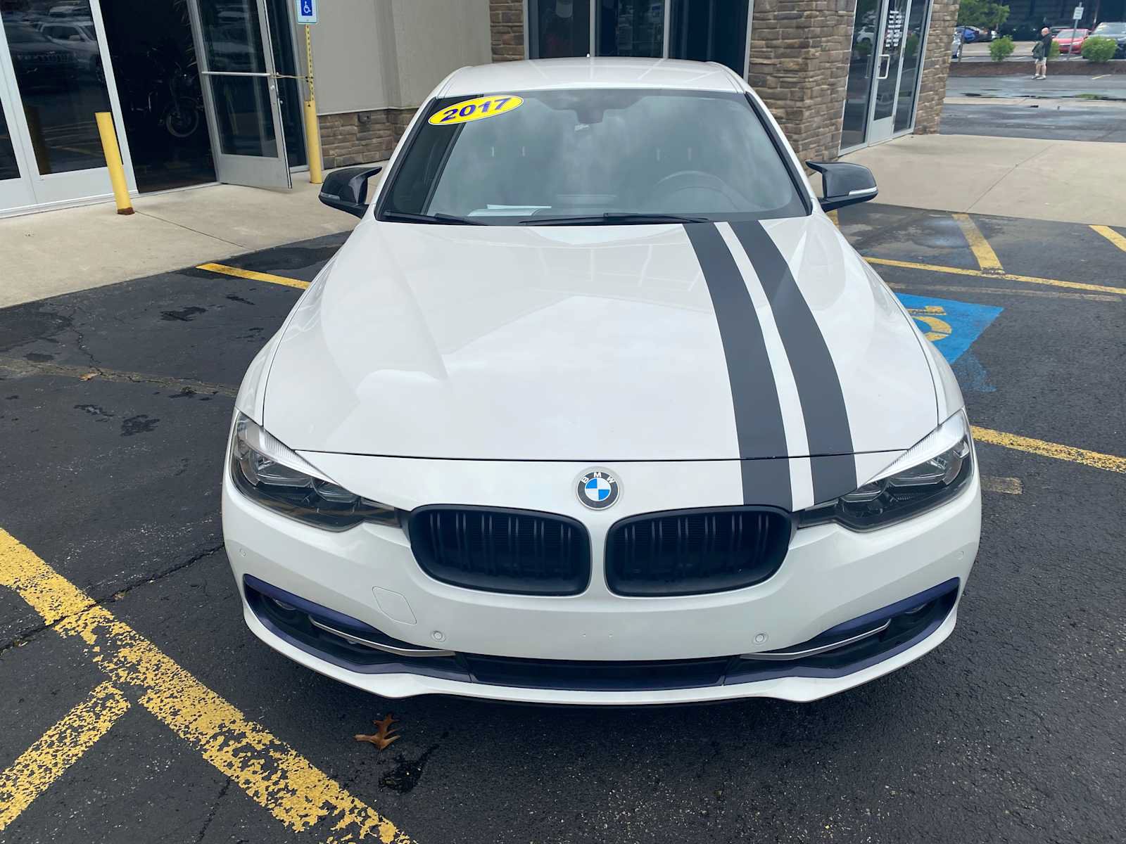 Used 2017 BMW 330i Sedan RWD image 10