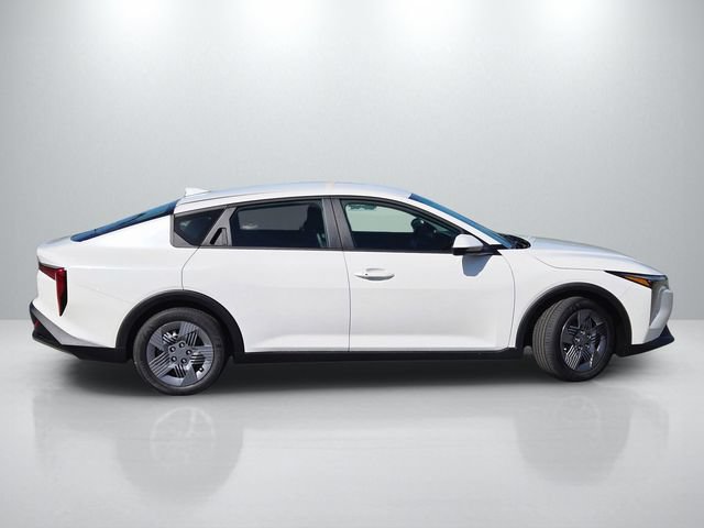 New 2026 Kia K4 FWD image 5