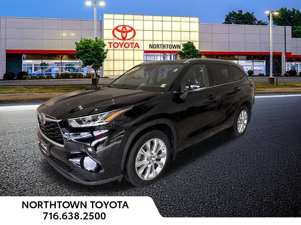 Used 2021 Toyota Highlander Limited AWD/4WD image 1