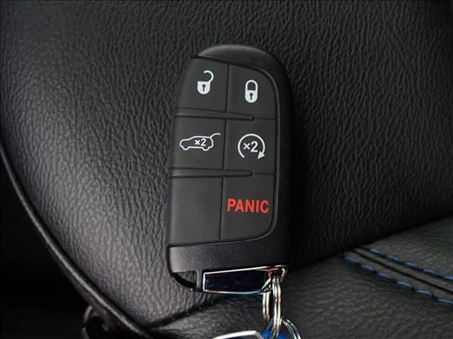 New 2026 Jeep Compass Latitude AWD/4WD image 25